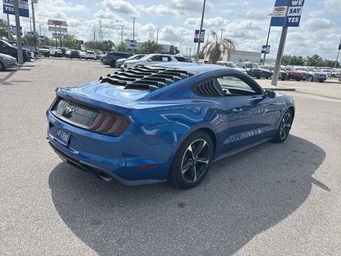 Used 2018 Ford Mustang Coupe image 6