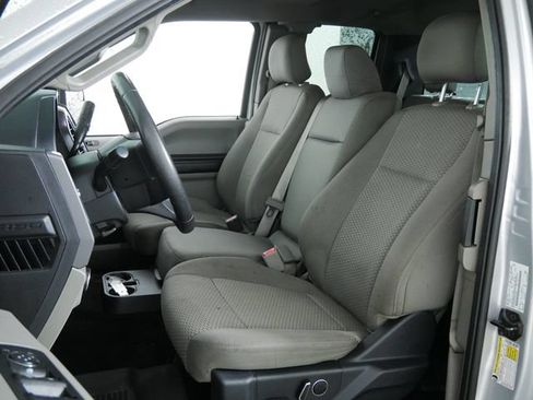 Used 2016 Ford F150 XLT w/ Equipment Group 302A Luxury AWD/4WD image 21