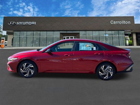 New 2025 Hyundai Elantra Sport image 8