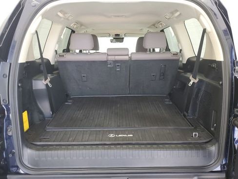 Used 2023 Lexus GX 460 Premium AWD/4WD image 11
