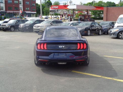 Used 2018 Ford Mustang GT RWD image 13