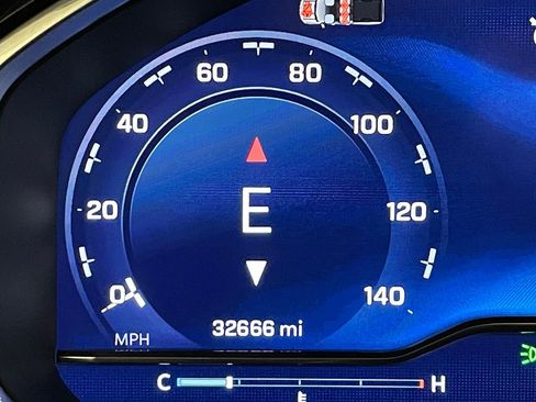 Used 2024 Chevrolet Silverado 1500 RST w/ Convenience Package II image 6