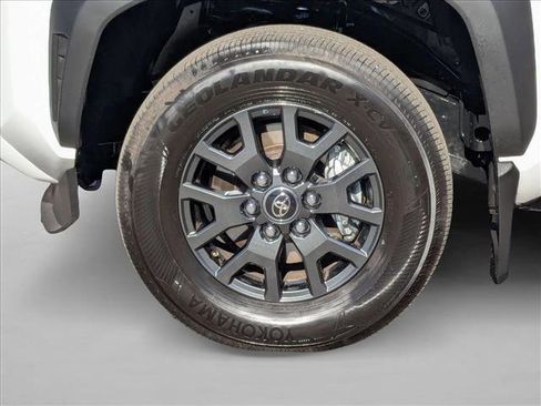 Certified 2025 Toyota 4Runner SR5 image 23