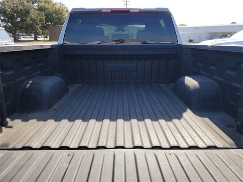 Used 2023 GMC Sierra 1500 Elevation w/ X31 Off-Road Package image 7
