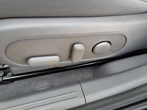 Used 2025 Hyundai Ioniq 5 SE image 10