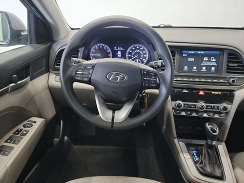 Used 2020 Hyundai Elantra SEL w/ Cargo Package (C1) FWD image 16