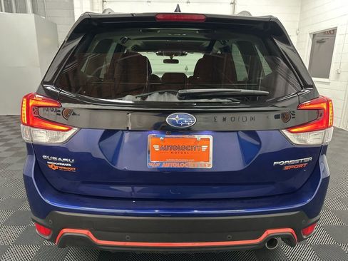 Used 2024 Subaru Forester Sport image 8