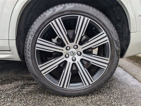 Certified 2022 Volvo XC90 T8 Inscription w/ Lounge Package image 31