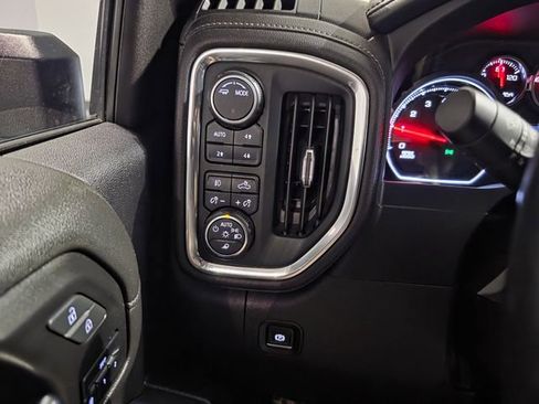 Certified 2022 Chevrolet Silverado 2500 LTZ image 18