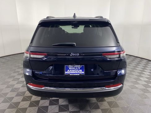 Used 2022 Jeep Grand Cherokee Limited 4xe w/ Luxury Tech Group II image 10