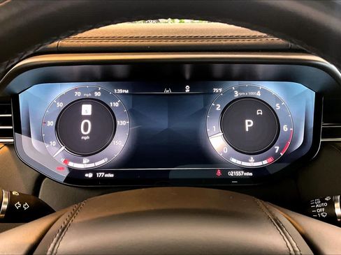 Used 2024 Land Rover Range Rover Sport SE image 26