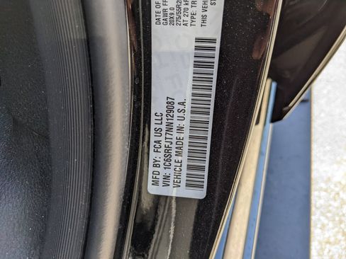 Used 2022 RAM 1500 Laramie image 34