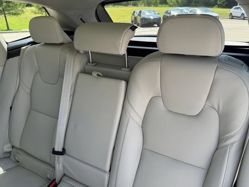 New 2026 Volvo XC60 T8 Ultra w/ Protection Package Premier AWD/4WD image 22