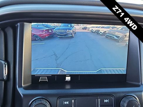 Used 2022 Chevrolet Colorado Z71 AWD/4WD image 26