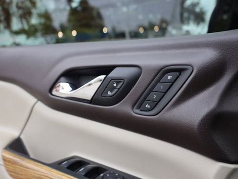 Used 2017 GMC Acadia Denali w/ Technology Package image 24