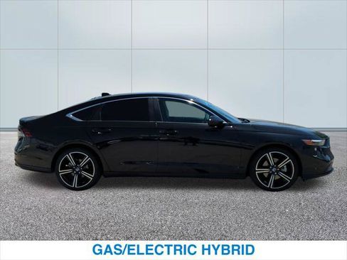 Certified 2025 Honda Accord Sport image 6