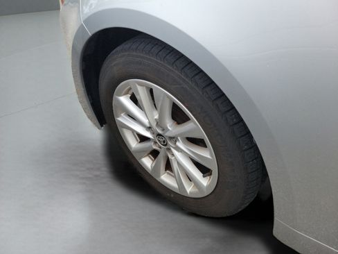 Used 2023 Toyota Corolla LE w/ LE Convenience Package FWD image 29