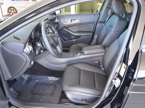 Used 2015 Mercedes-Benz GLA 250 image 27