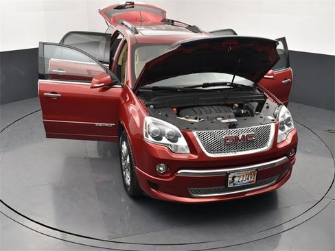 Used 2012 GMC Acadia Denali image 25