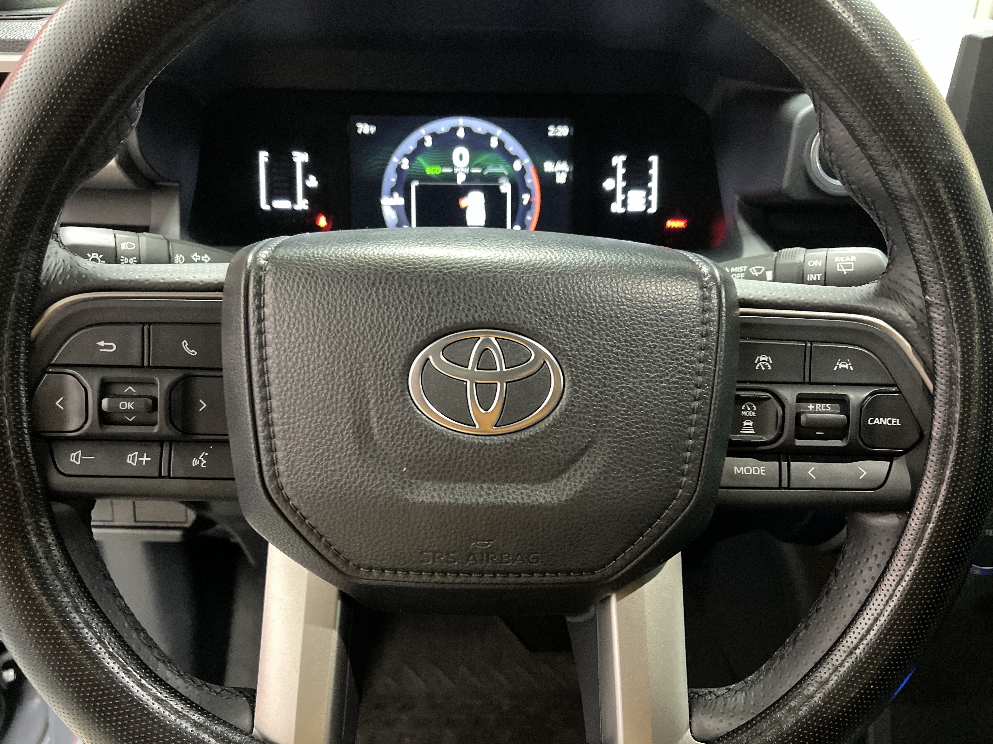Used 2026 Toyota 4Runner SR5 RWD image 7