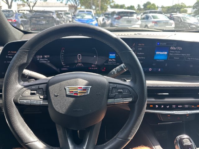 Used 2025 Cadillac XT4 Sport FWD image 13