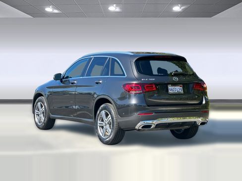Used 2022 Mercedes-Benz GLC 300 image 3