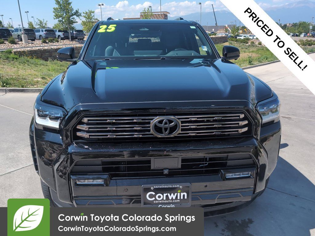 Used 2025 Toyota 4Runner Platinum AWD/4WD image 2