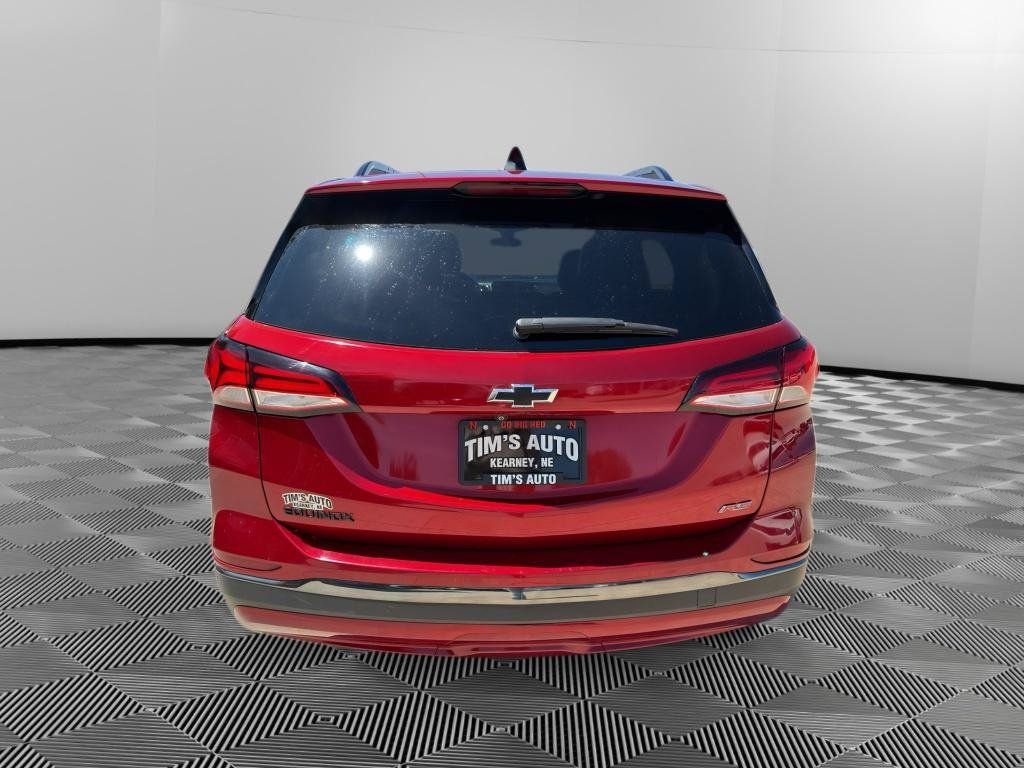 Used 2022 Chevrolet Equinox RS w/ RS Leather Package FWD image 4
