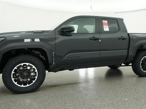 New 2026 Toyota Tacoma TRD Off-Road AWD/4WD image 8
