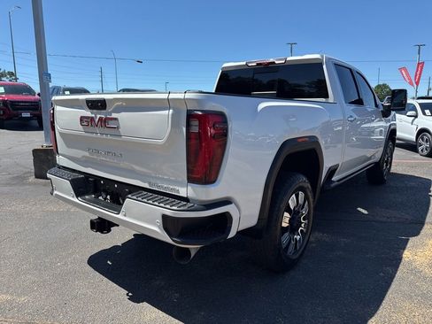 Used 2024 GMC Sierra 2500 Denali w/ Denali Reserve Package AWD/4WD image 6