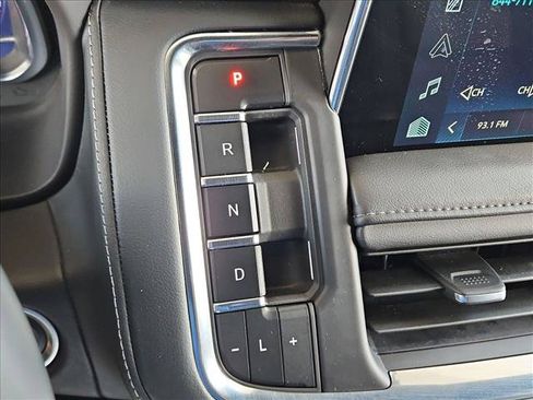 Certified 2024 Chevrolet Suburban LT AWD/4WD image 12