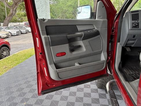 Used 2007 Dodge Ram 2500 Truck SLT AWD/4WD image 11