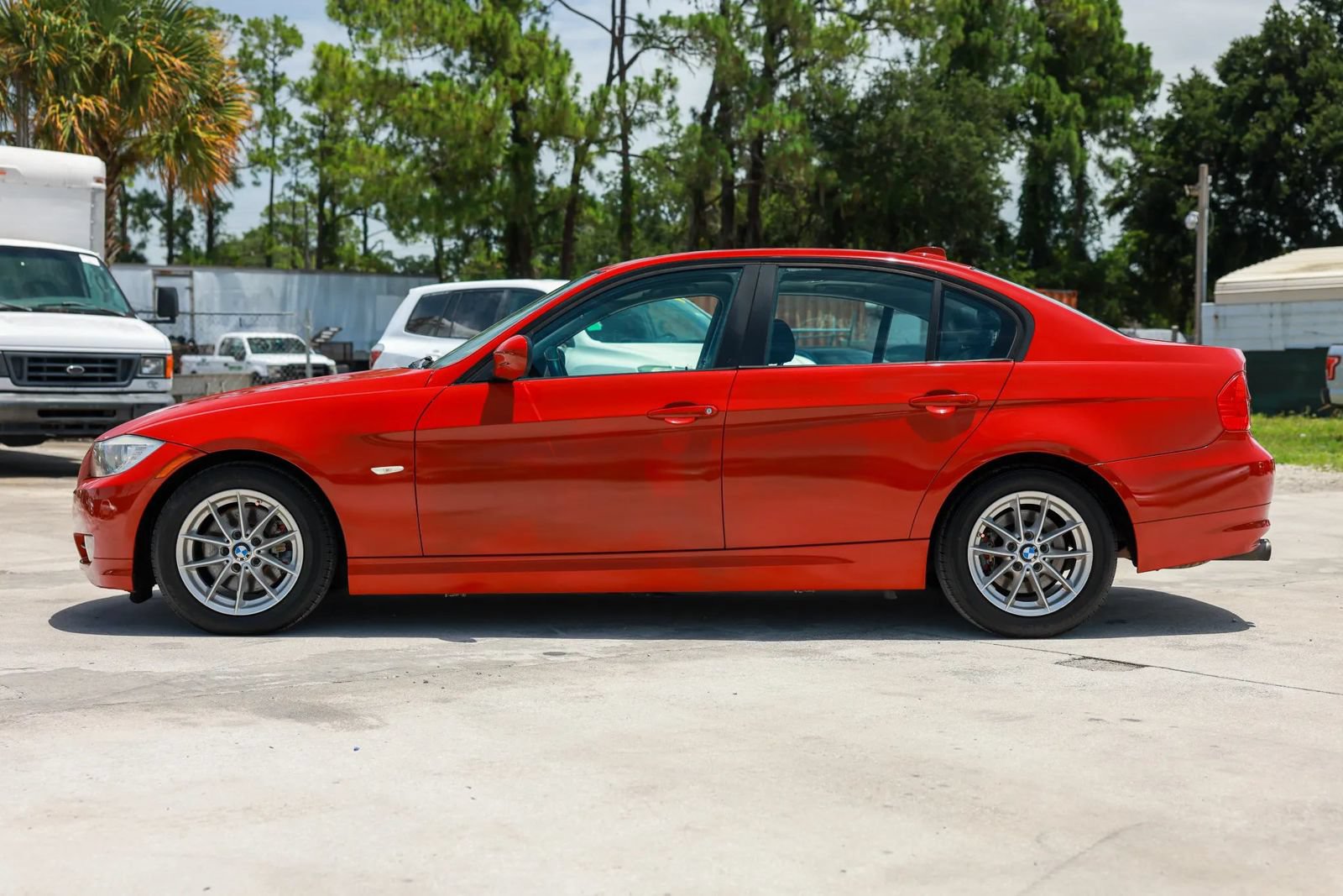 Used 2010 BMW 328i Sedan RWD image 3