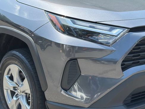Used 2024 Toyota RAV4 LE AWD/4WD image 8