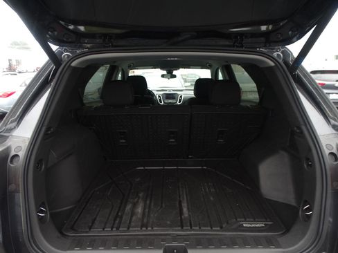 Used 2022 Chevrolet Equinox LT AWD/4WD image 11