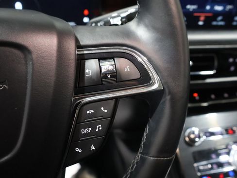 Used 2023 Lincoln Nautilus Reserve w/ Equipment Group 201A image 36