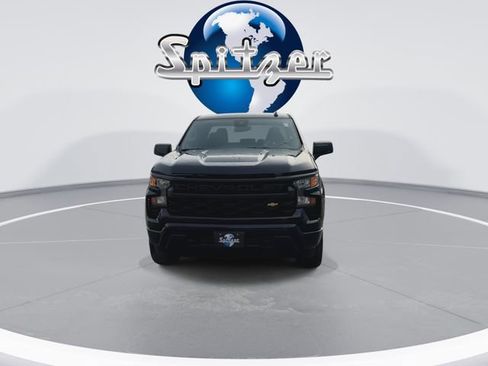 Used 2023 Chevrolet Silverado 1500 Custom image 4