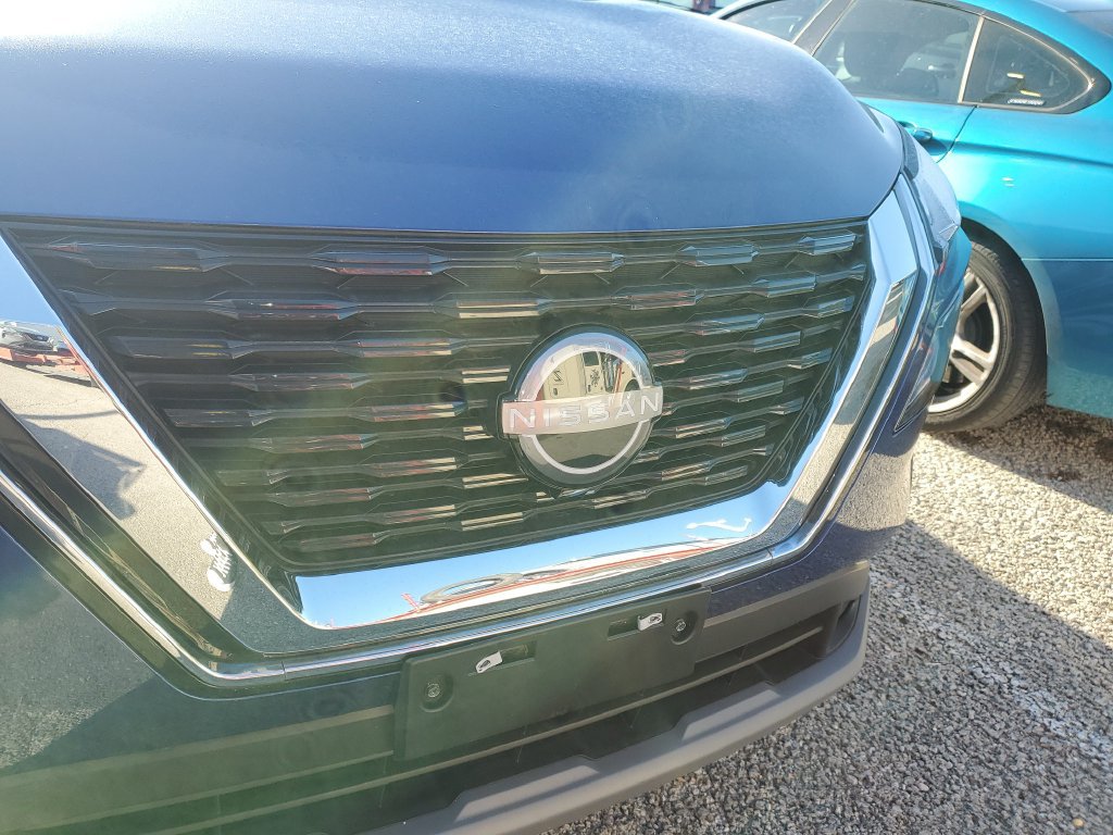 Certified 2023 Nissan Rogue SV AWD/4WD image 4
