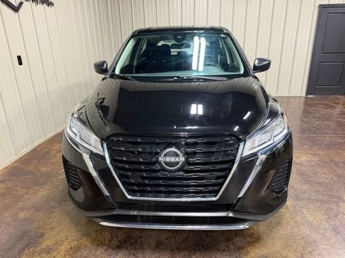 Used 2024 Nissan Kicks S FWD image 2