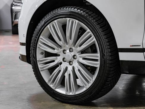 Used 2019 Land Rover Range Rover Velar R-Dynamic SE AWD/4WD image 51
