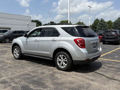 Used 2017 Chevrolet Equinox LT w/ Convenience Package FWD image 6