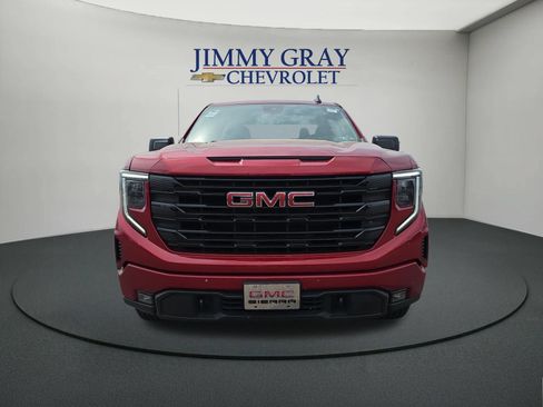 Used 2024 GMC Sierra 1500 Elevation AWD/4WD image 8