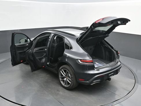 New 2026 Porsche Macan AWD/4WD image 44