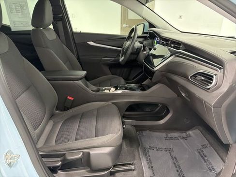 Used 2022 Chevrolet Bolt EUV LT image 18