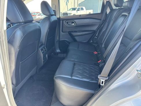 Used 2021 Nissan Rogue Platinum AWD/4WD image 9