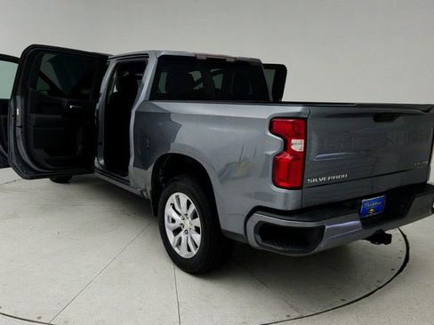 Used 2021 Chevrolet Silverado 1500 Custom image 12