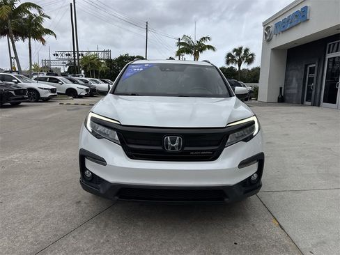 Used 2021 Honda Pilot Black Edition image 9