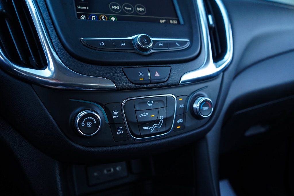Used 2022 Chevrolet Equinox LT FWD image 27