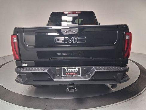 New 2026 GMC Sierra 2500 Denali w/ Denali Reserve Package AWD/4WD image 5