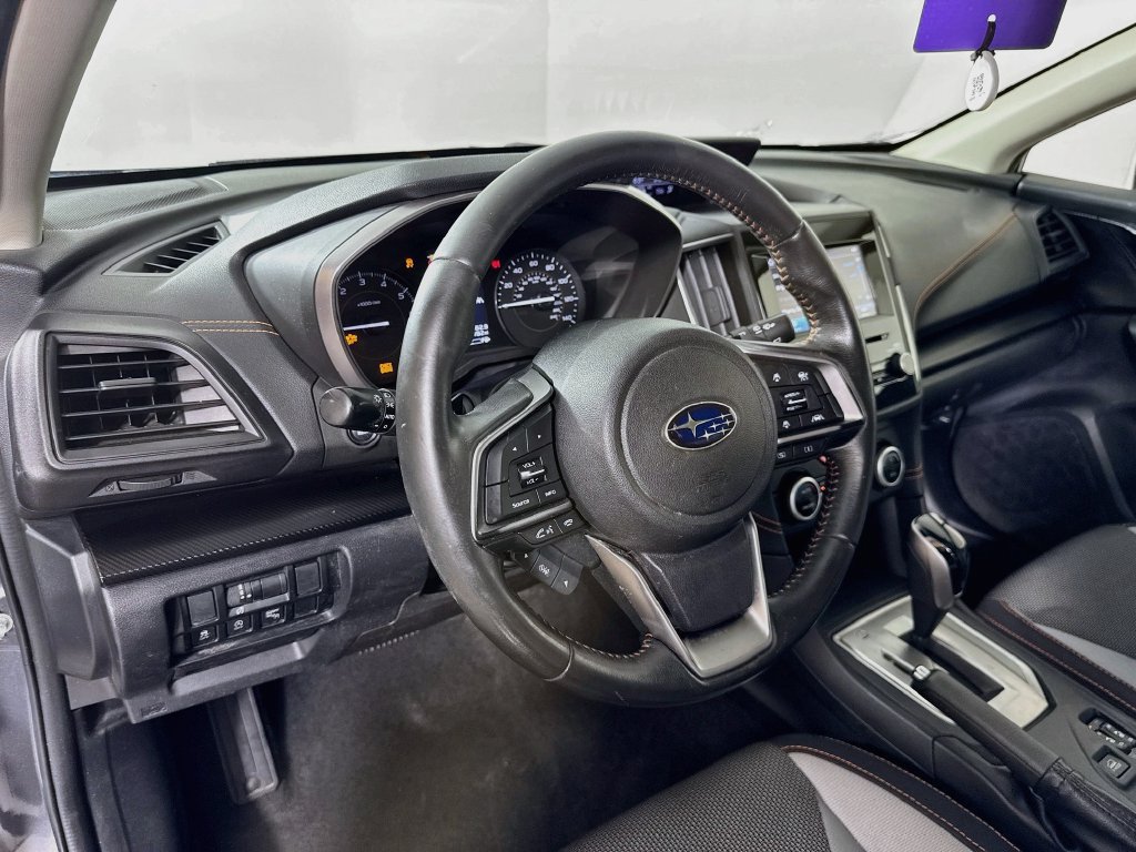 Used 2020 Subaru Crosstrek 2.0i Premium w/ Moonroof Package 2 AWD/4WD image 9